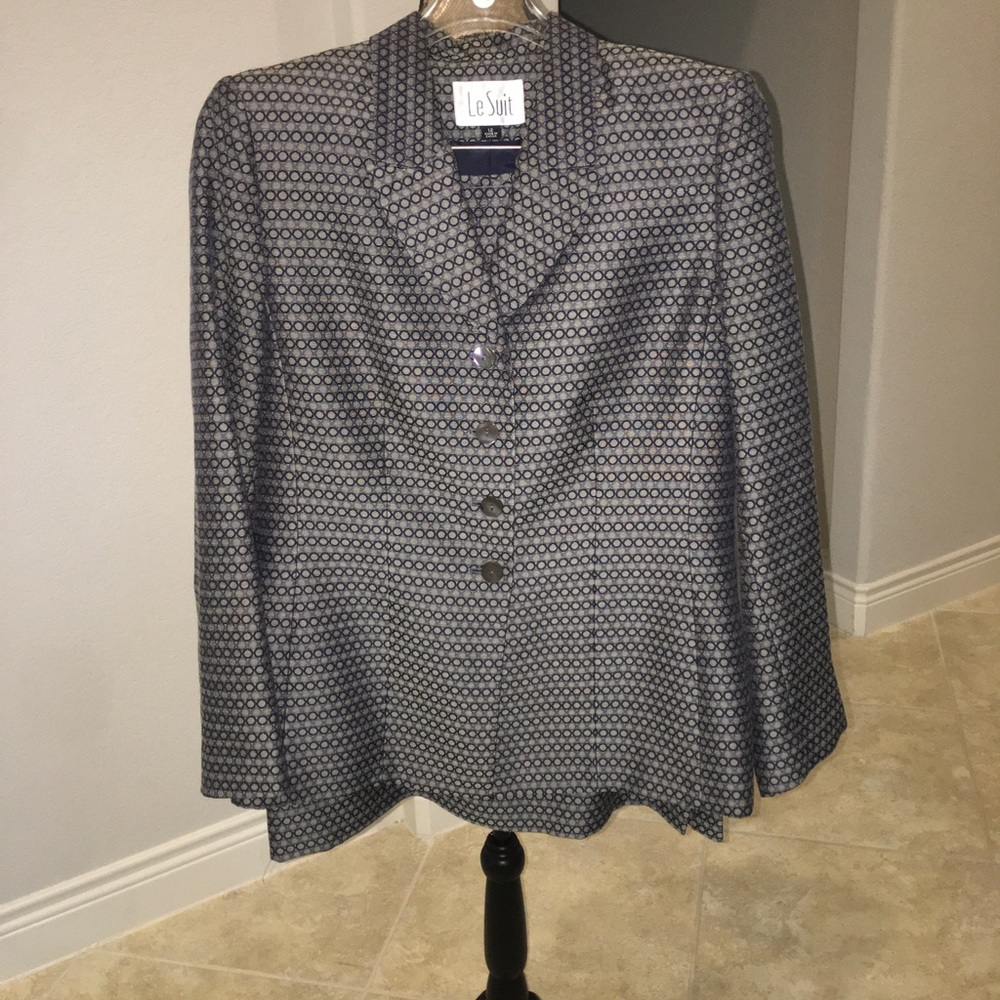Le suit |Blazer+Skirt / Monique Block heels